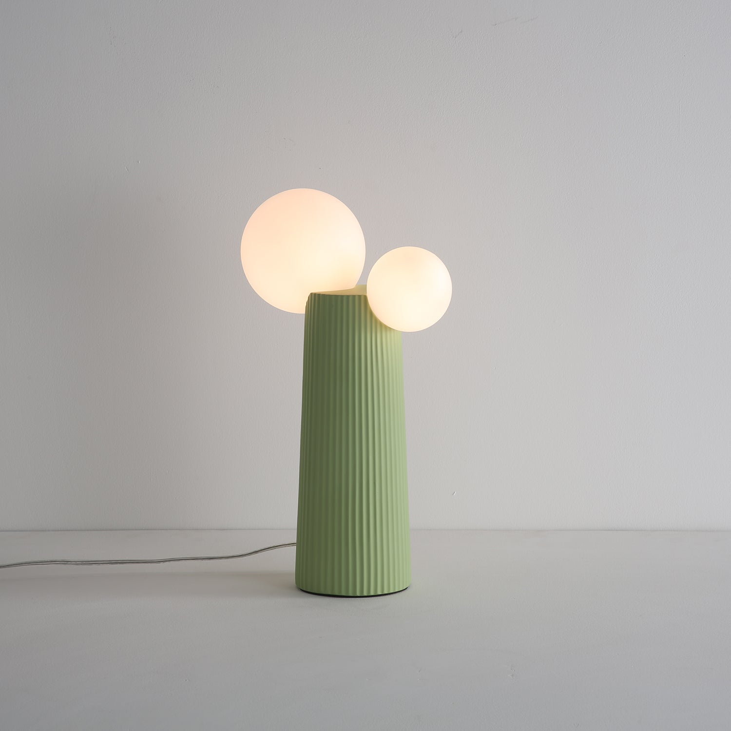 Miruine Land Table Lamp
