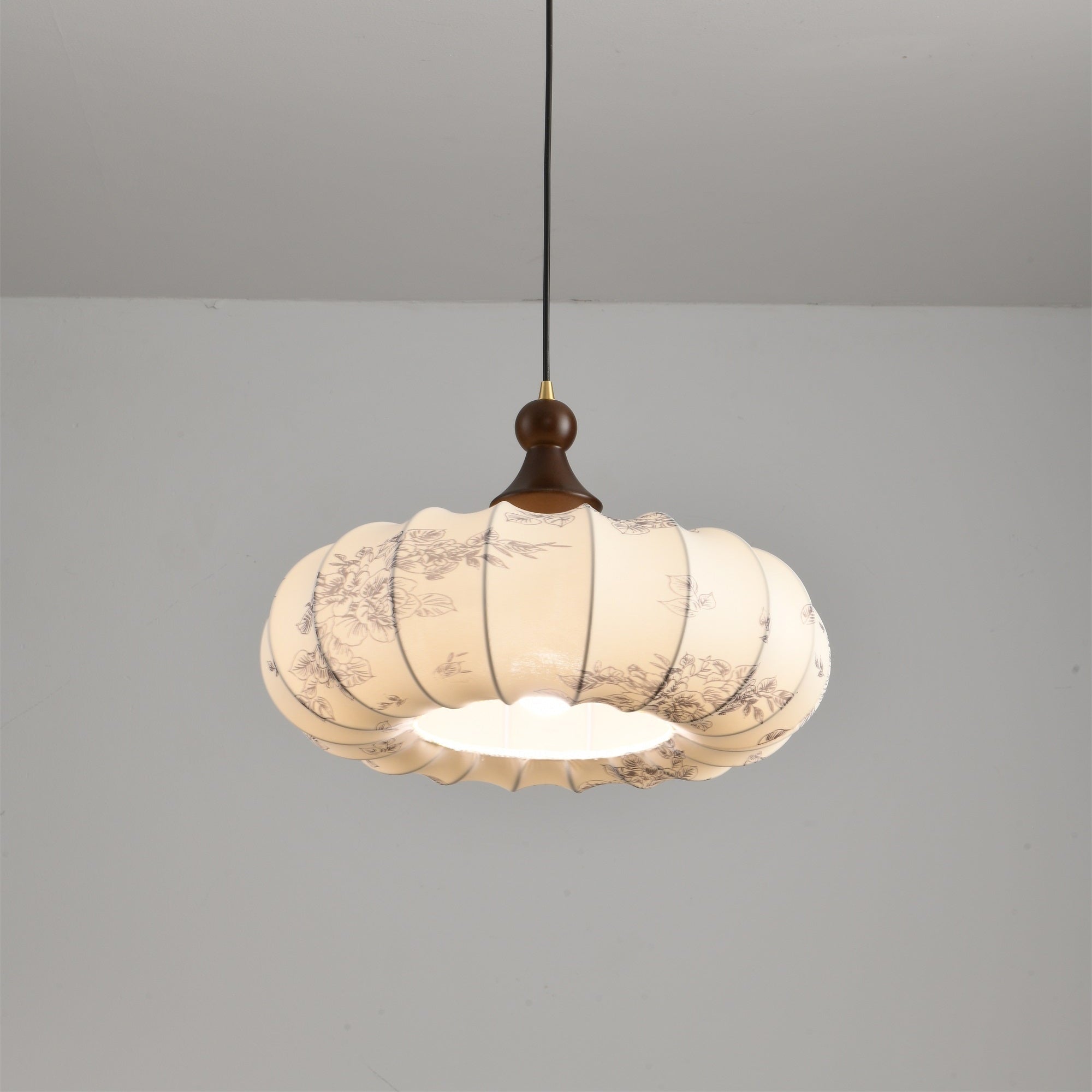 Rosalie Vintage Pendant Lamp - Neutral Decor