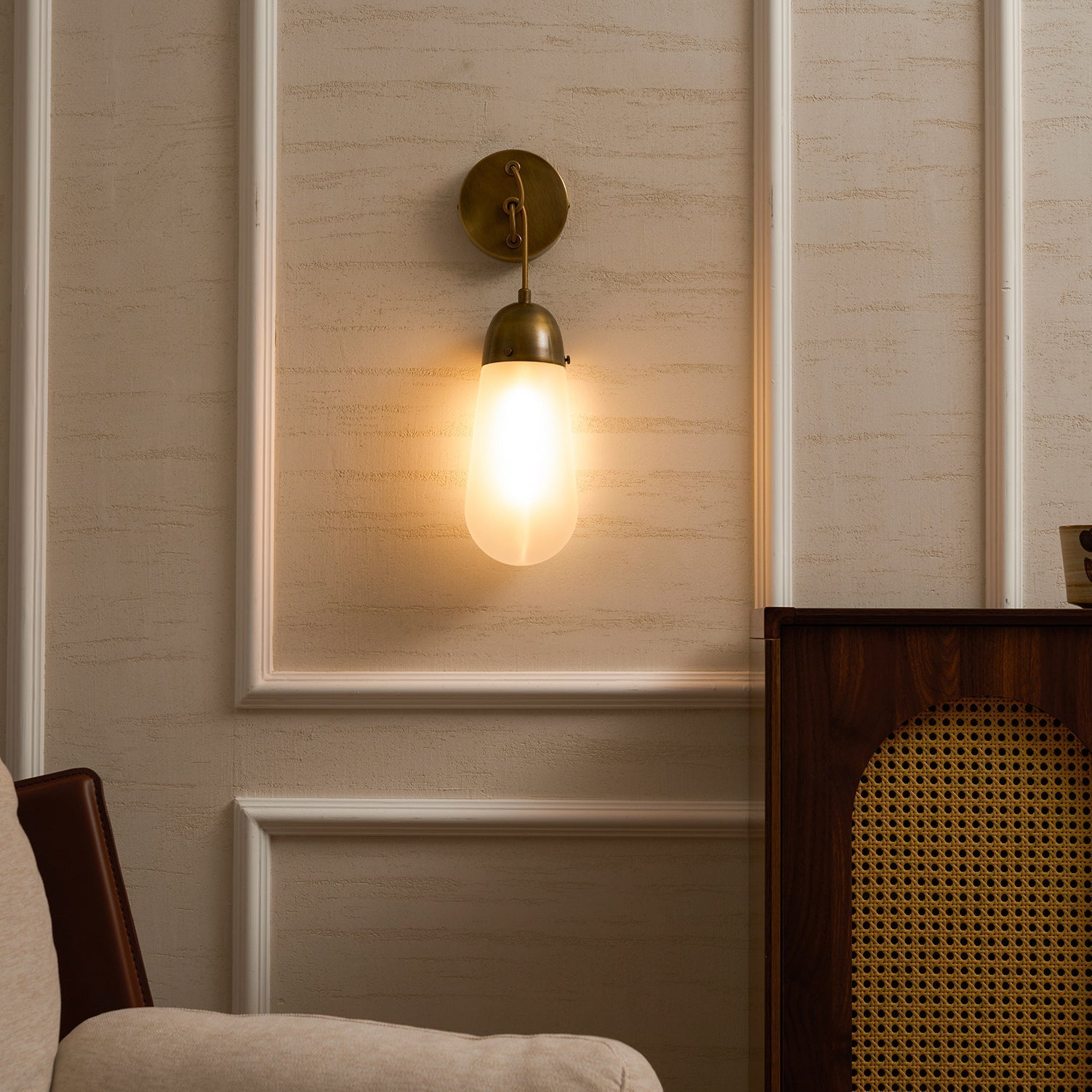 Oreloette Wall Lamp