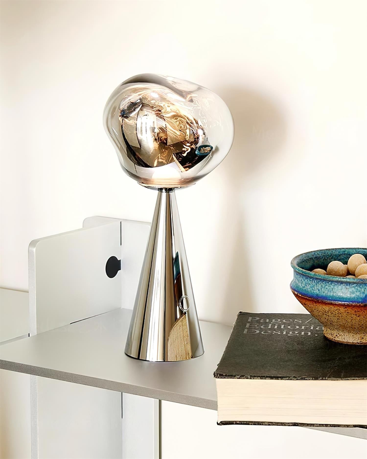 Dimza Modern Table Lamp