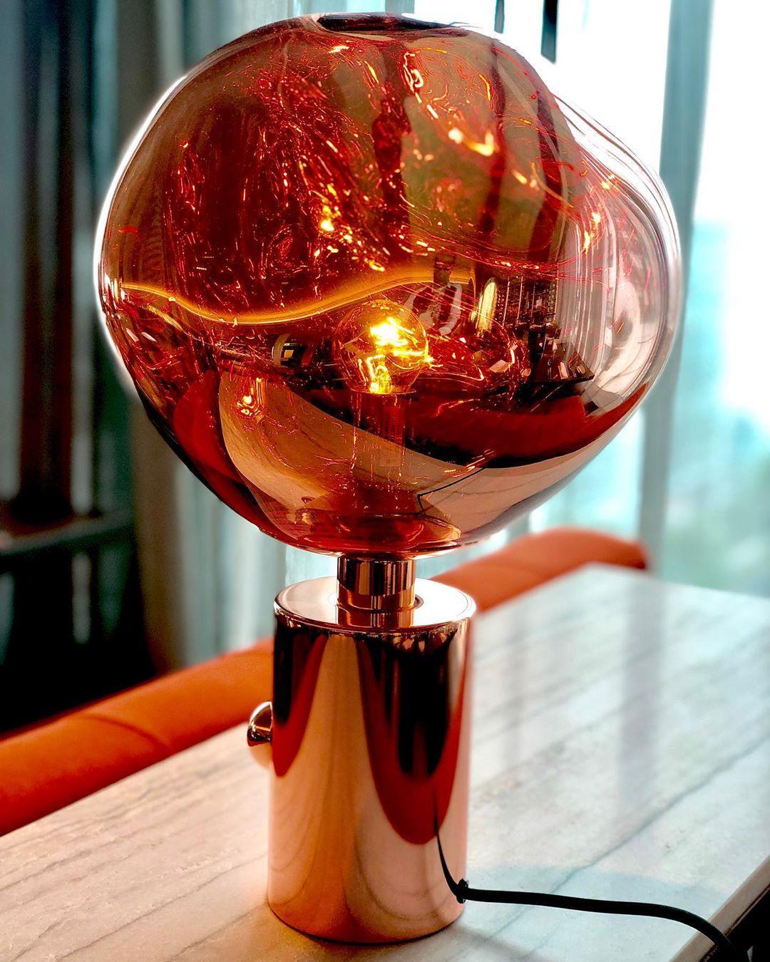 Velan Artistic Table Lamp