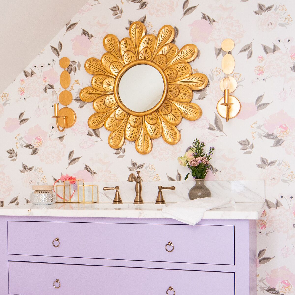 Elveneth Wall Lamp