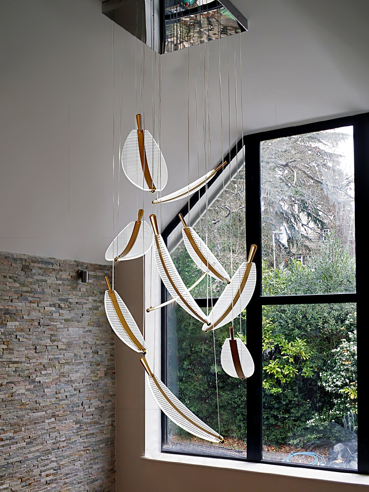 Kuo Chandelier Leaf Acrylic Gold Elegant Modern
