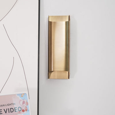 Hardy Nordic Art Brass Wall Lamp