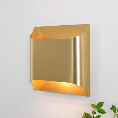 Hardy Nordic Art Brass Wall Lamp