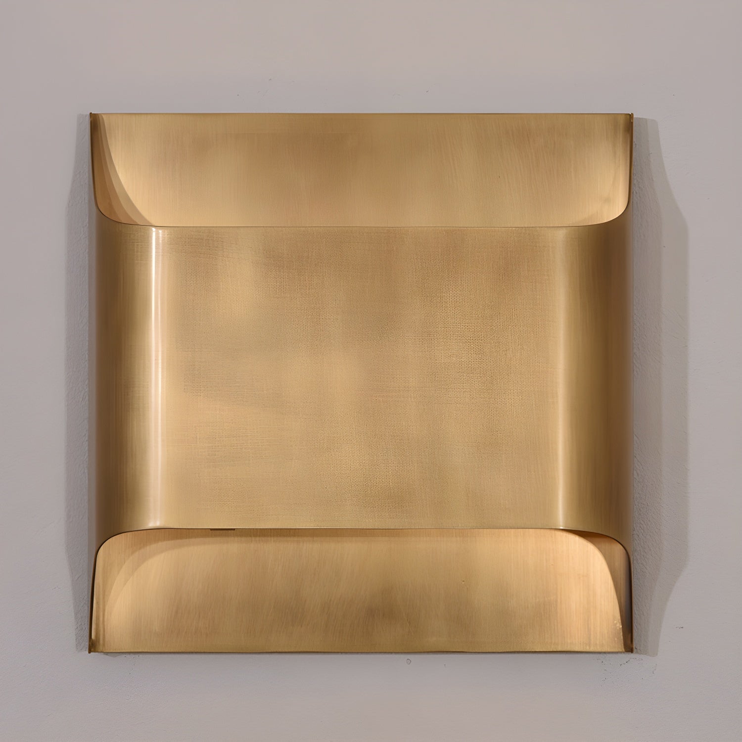 Hardy Nordic Art Brass Wall Lamp