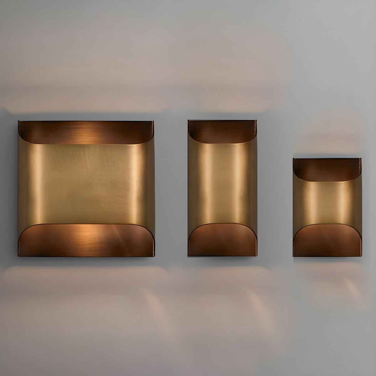 Hardy Nordic Art Brass Wall Lamp