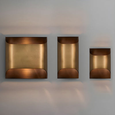 Hardy Nordic Art Brass Wall Lamp