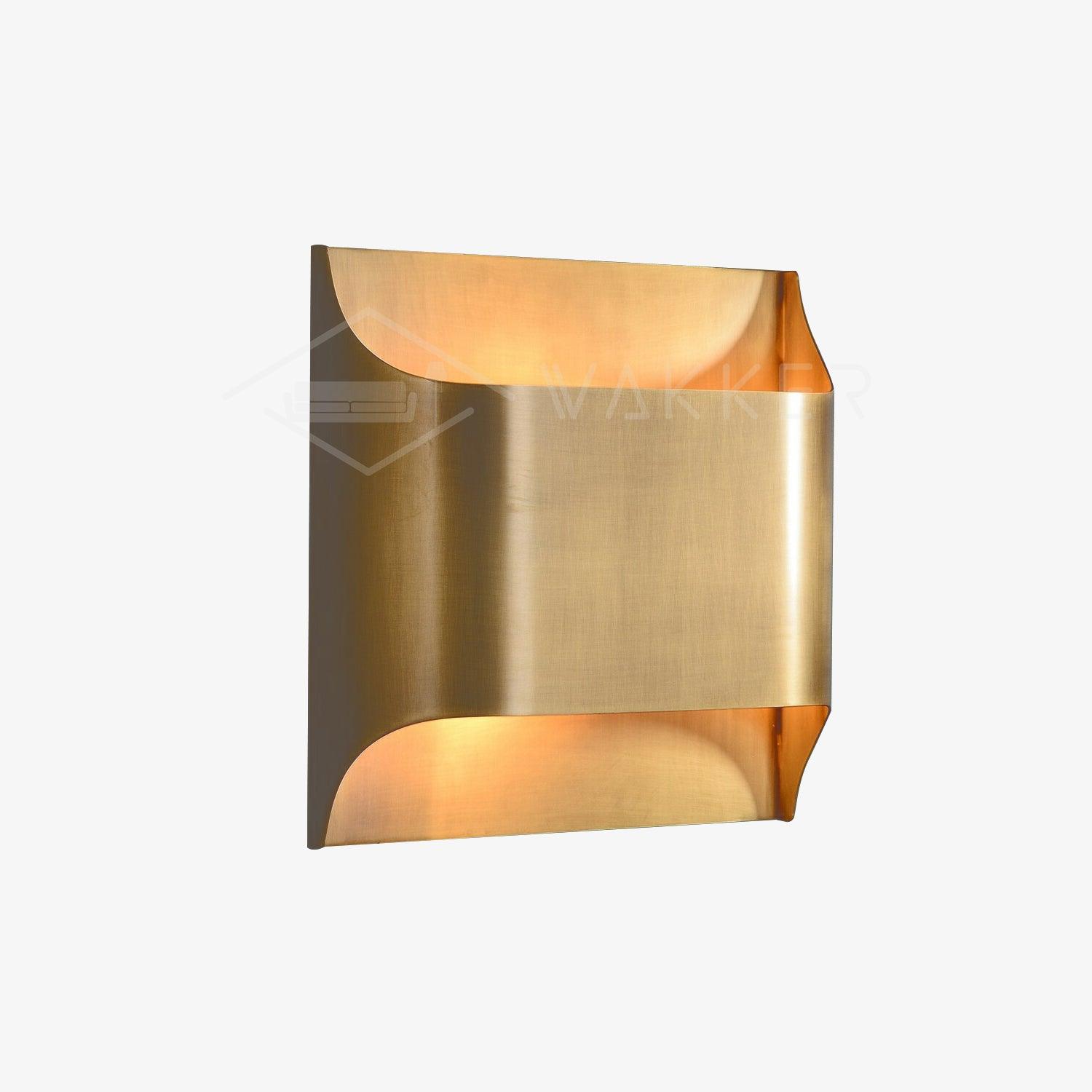 Hardy Nordic Art Brass Wall Lamp