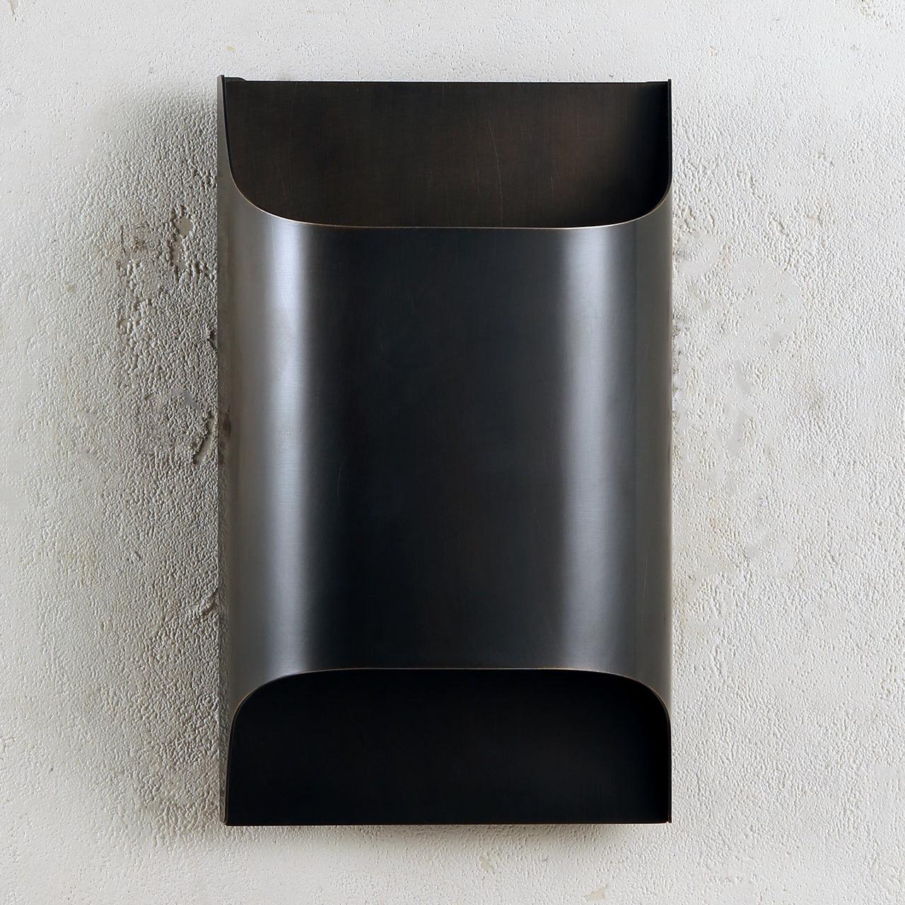 Hardy Nordic Art Brass Wall Lamp