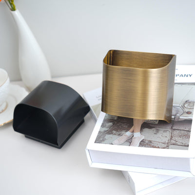 Hardy Nordic Art Brass Wall Lamp