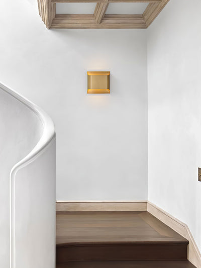 Hardy Nordic Art Brass Wall Lamp