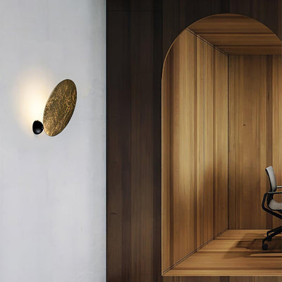 Leontine Indoor Wall Lamp