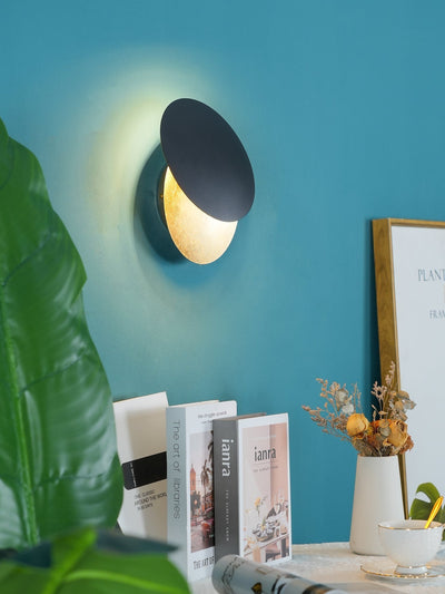 Fioris Modern Minimalist Art Wall Lamp