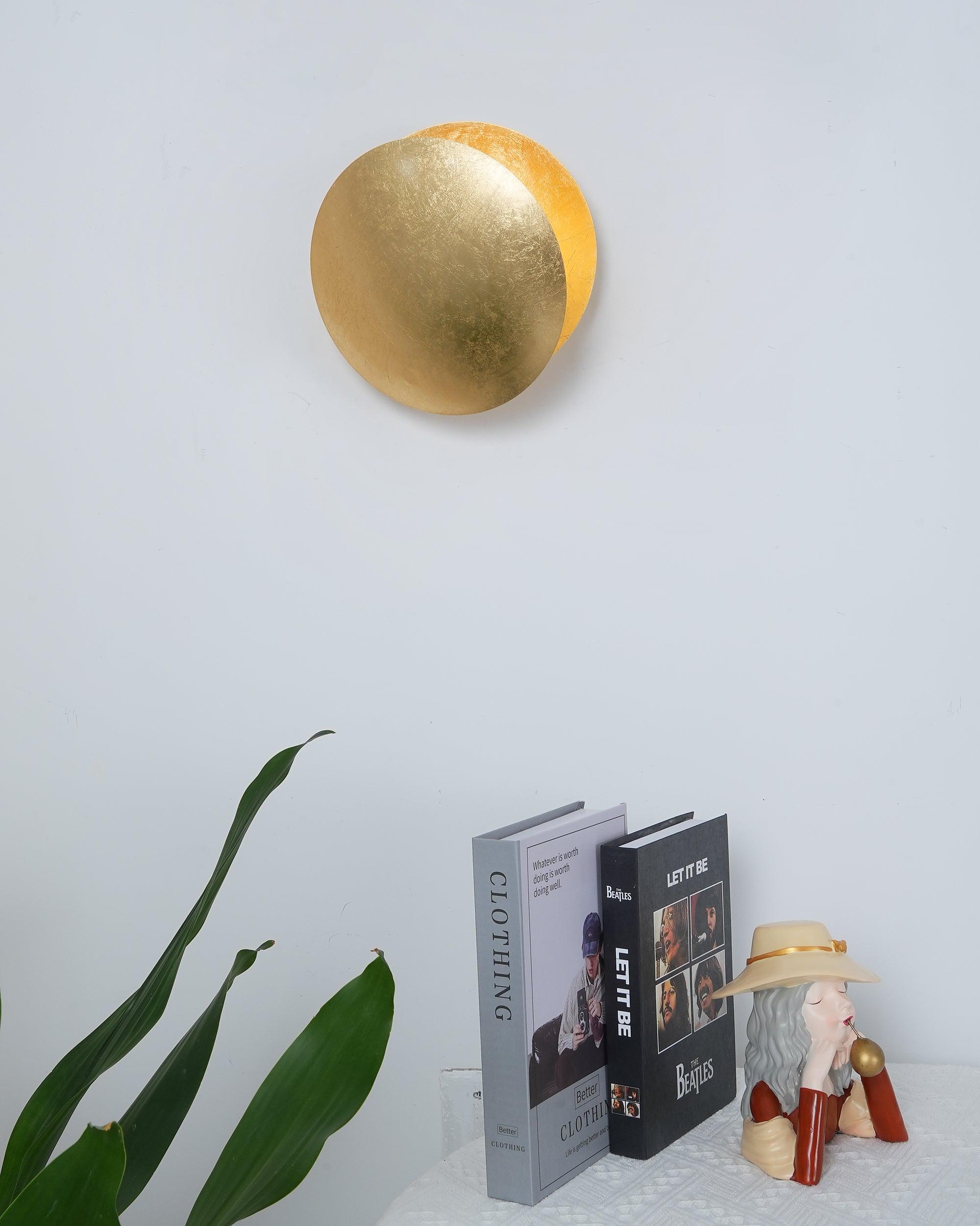 Fioris Modern Minimalist Art Wall Lamp