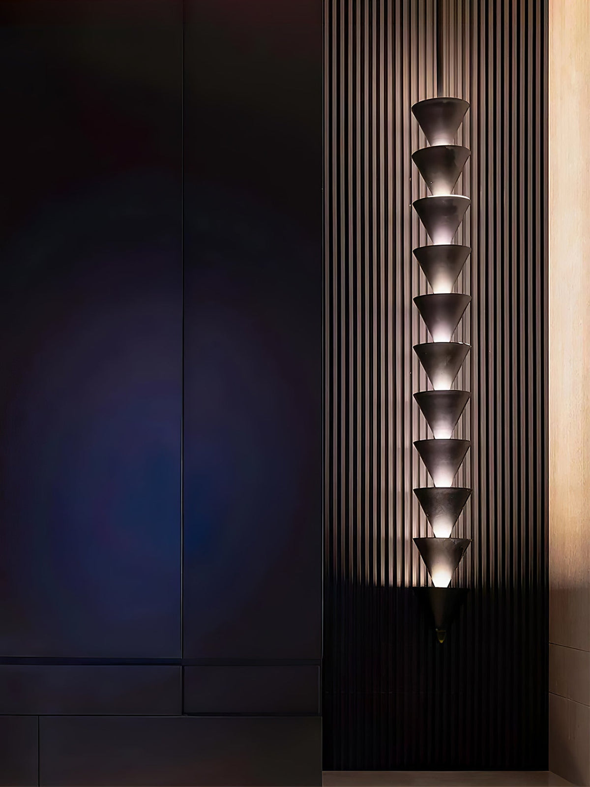 Yrathen Modern Minimalist Pendant Light