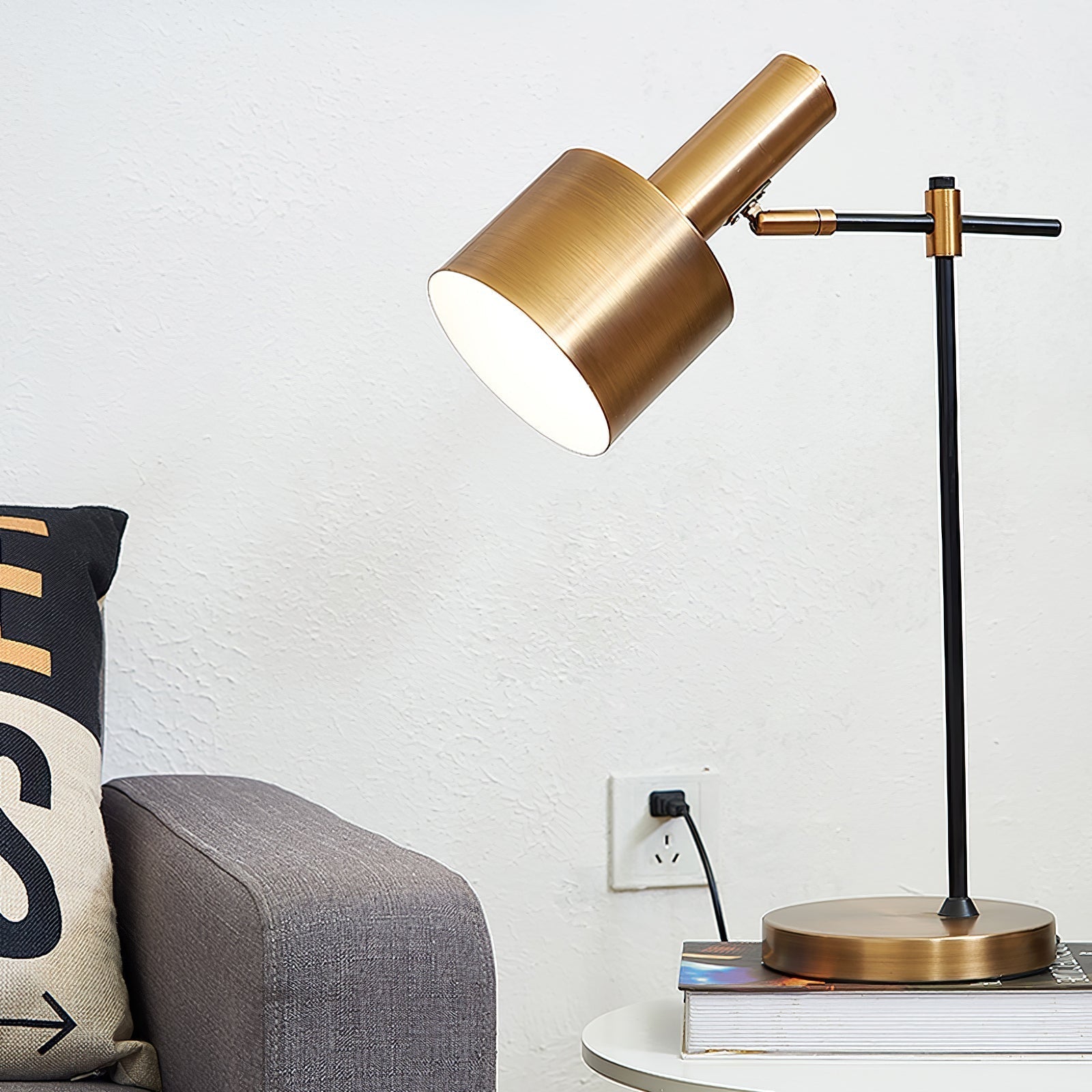 Selinena Modern Table Lamp