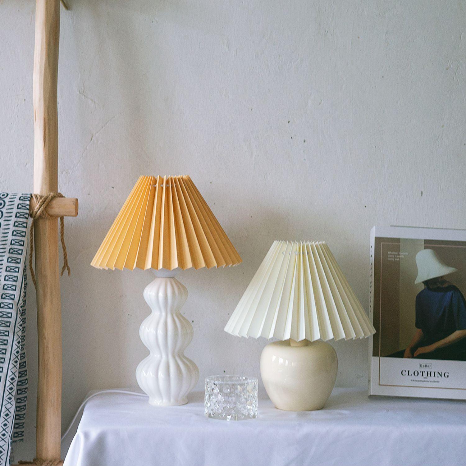 Hart Vintage Fabric Table lamp