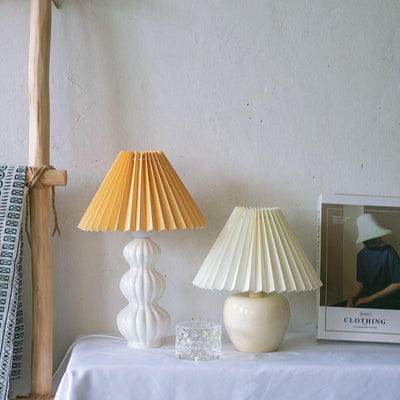 Hart Vintage Fabric Table lamp