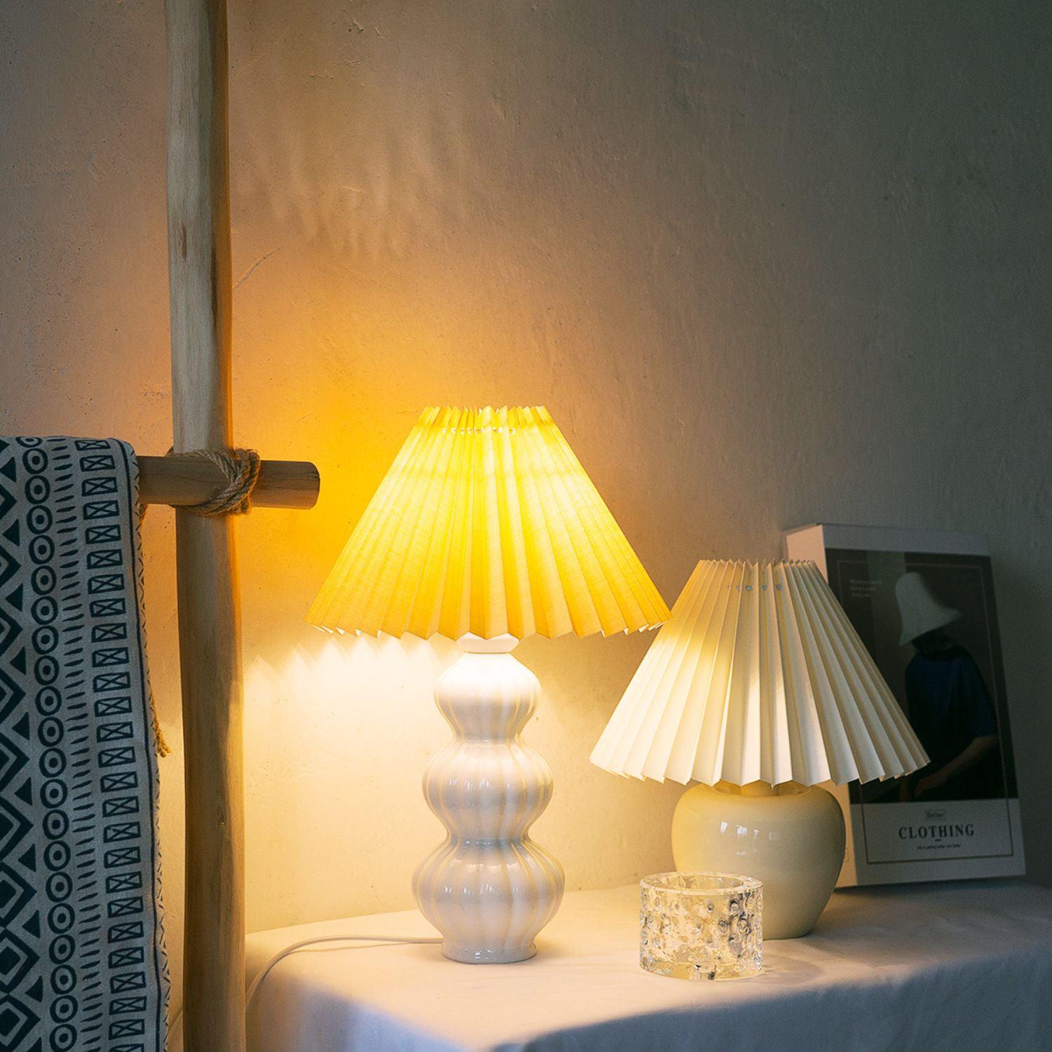 Hart Vintage Fabric Table lamp