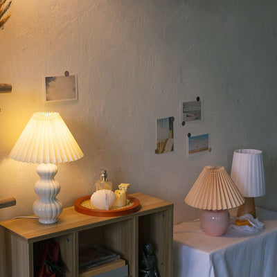 Hart Vintage Fabric Table lamp