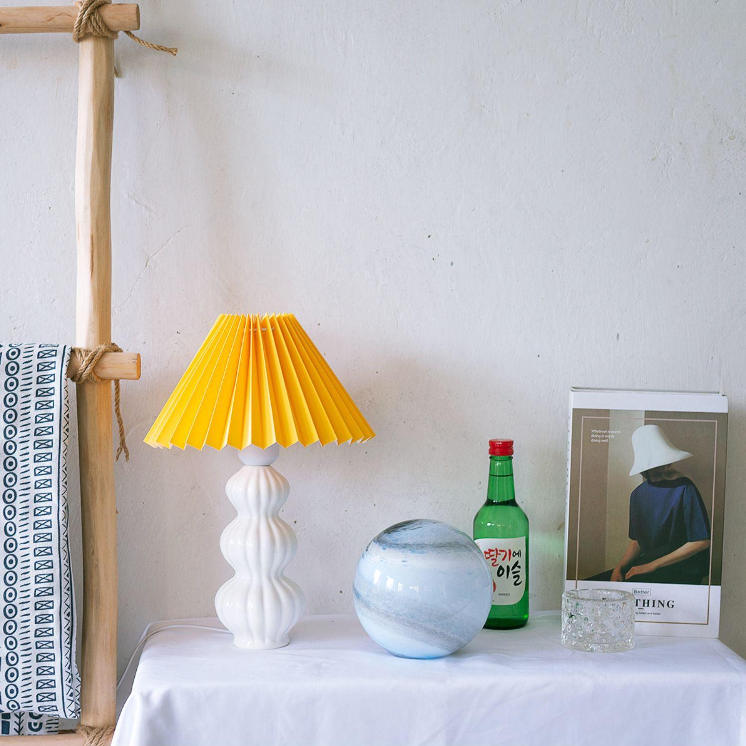 Hart Vintage Fabric Table lamp