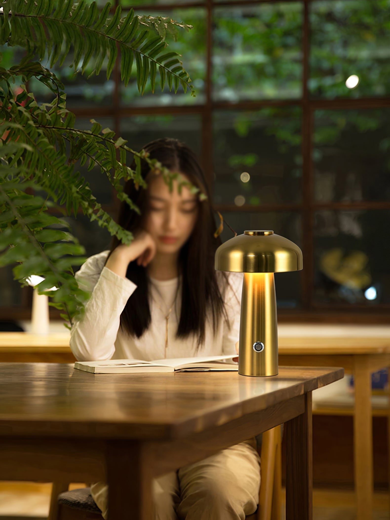 Poppist Table Lamp