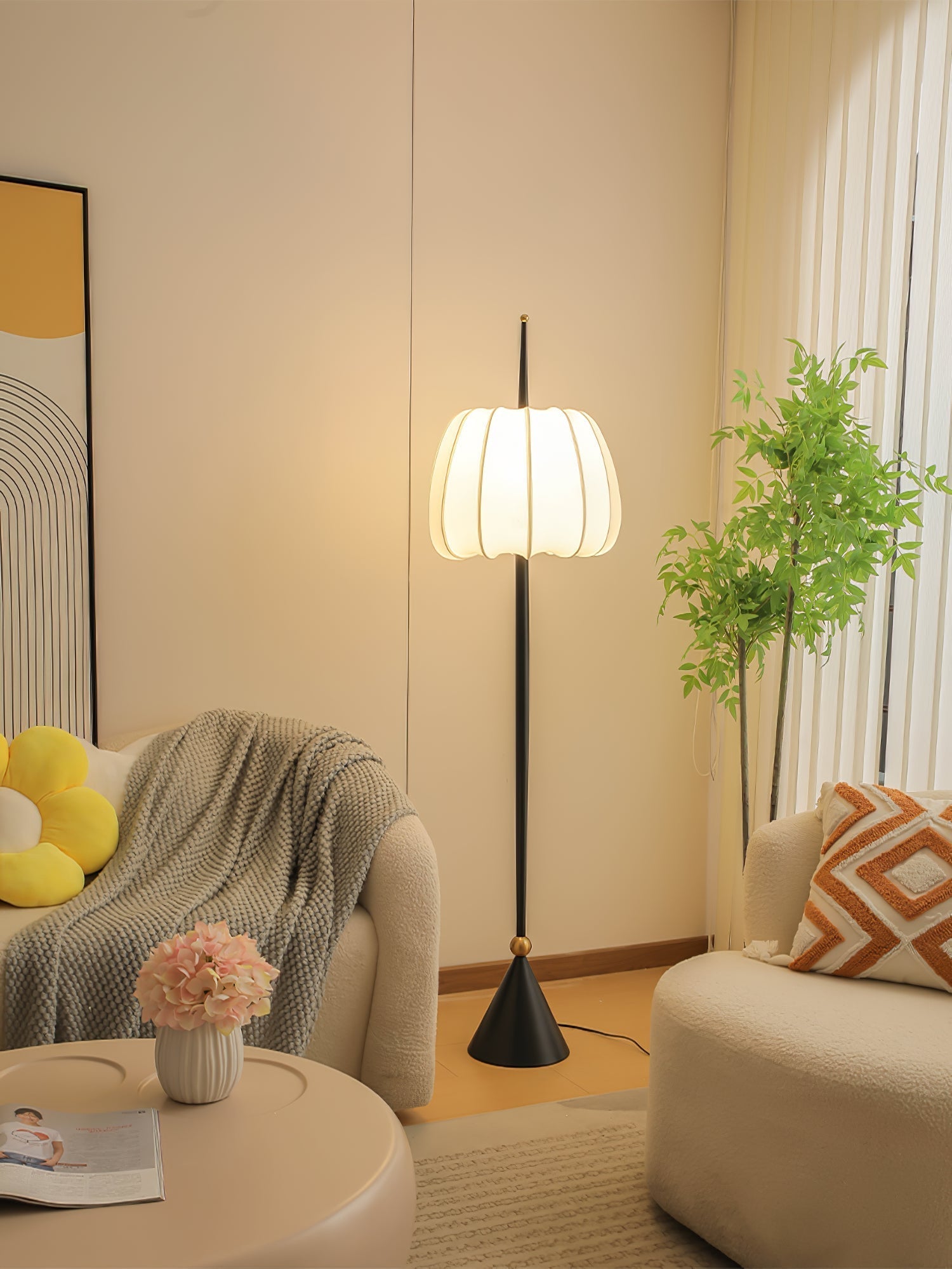 Pick Minimalist Fabric Floor Lamp