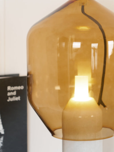 Vihls Modern Marble Table Lamp