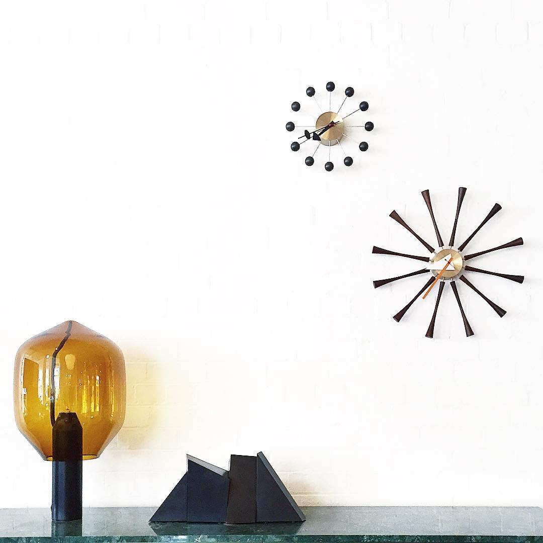 Vihls Modern Marble Table Lamp