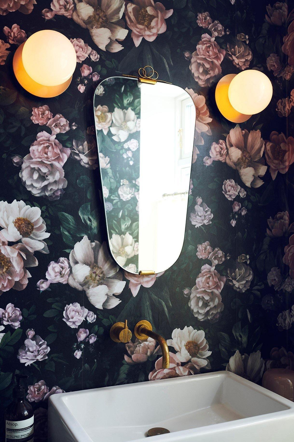 Nifte Wall Lamp Disc Globe Minimalist