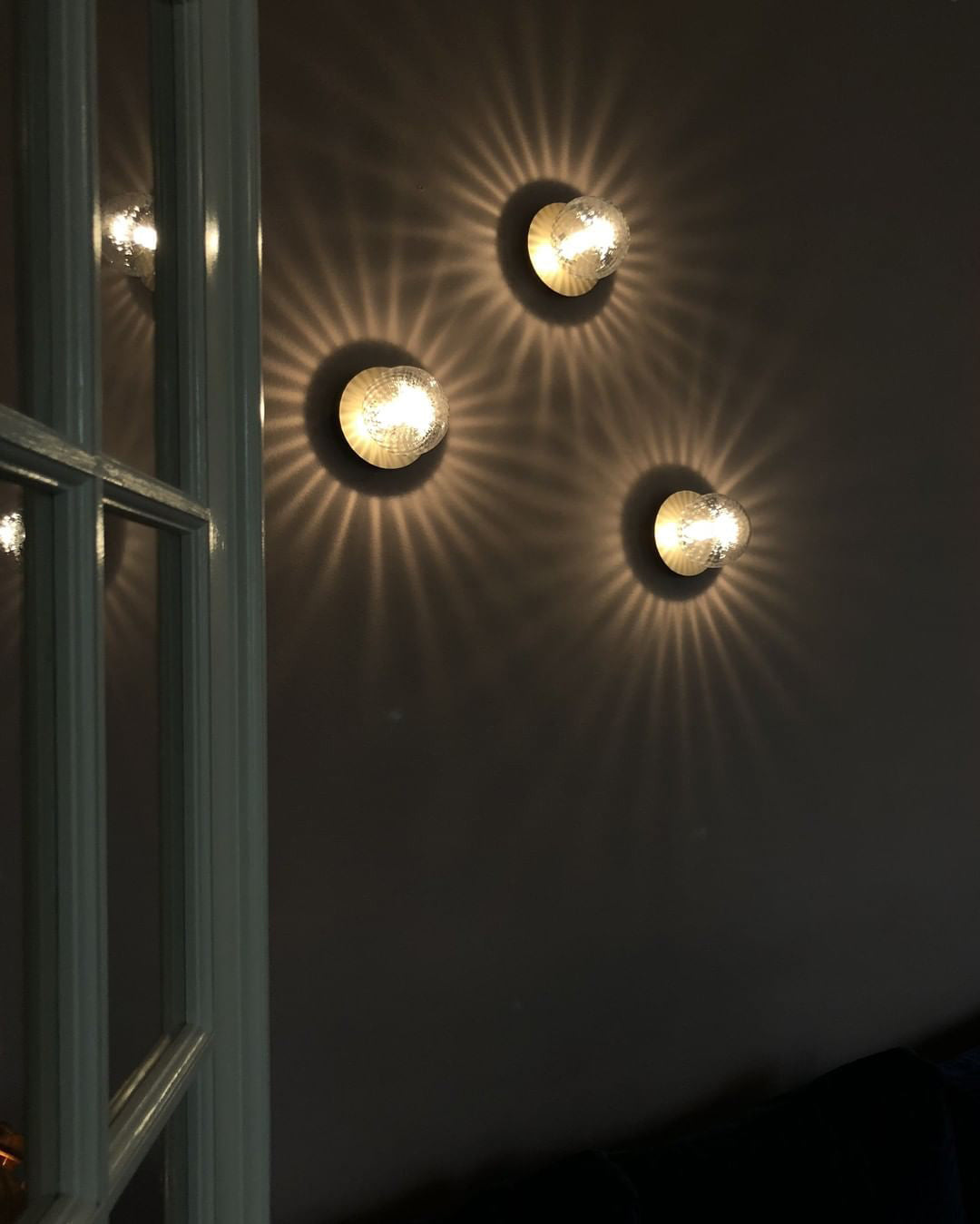 Nifte Wall Lamp Disc Globe Minimalist