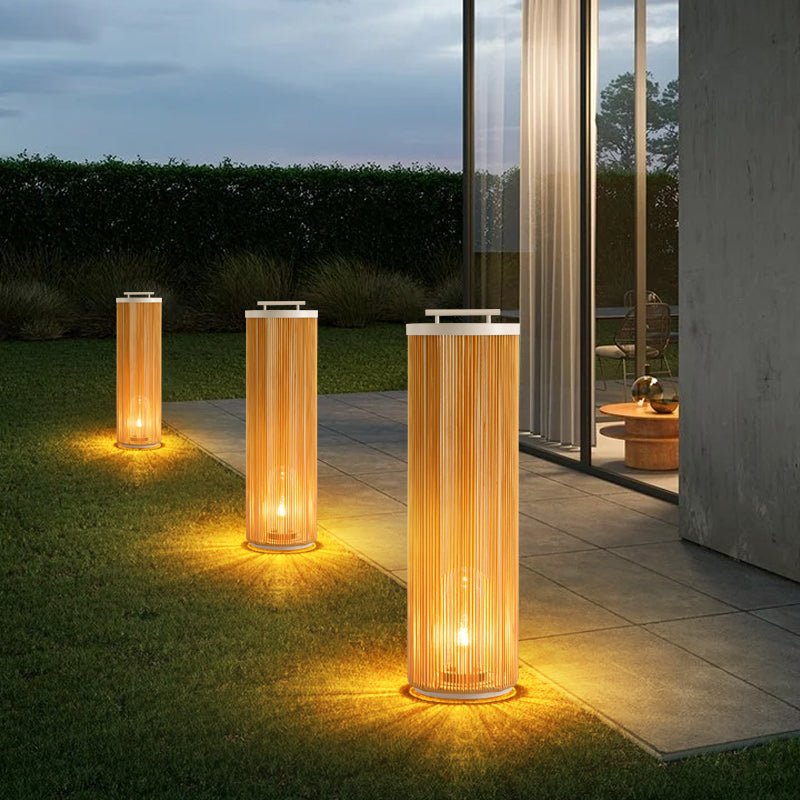 Elaoreon Column Solar Outdoor Lamp