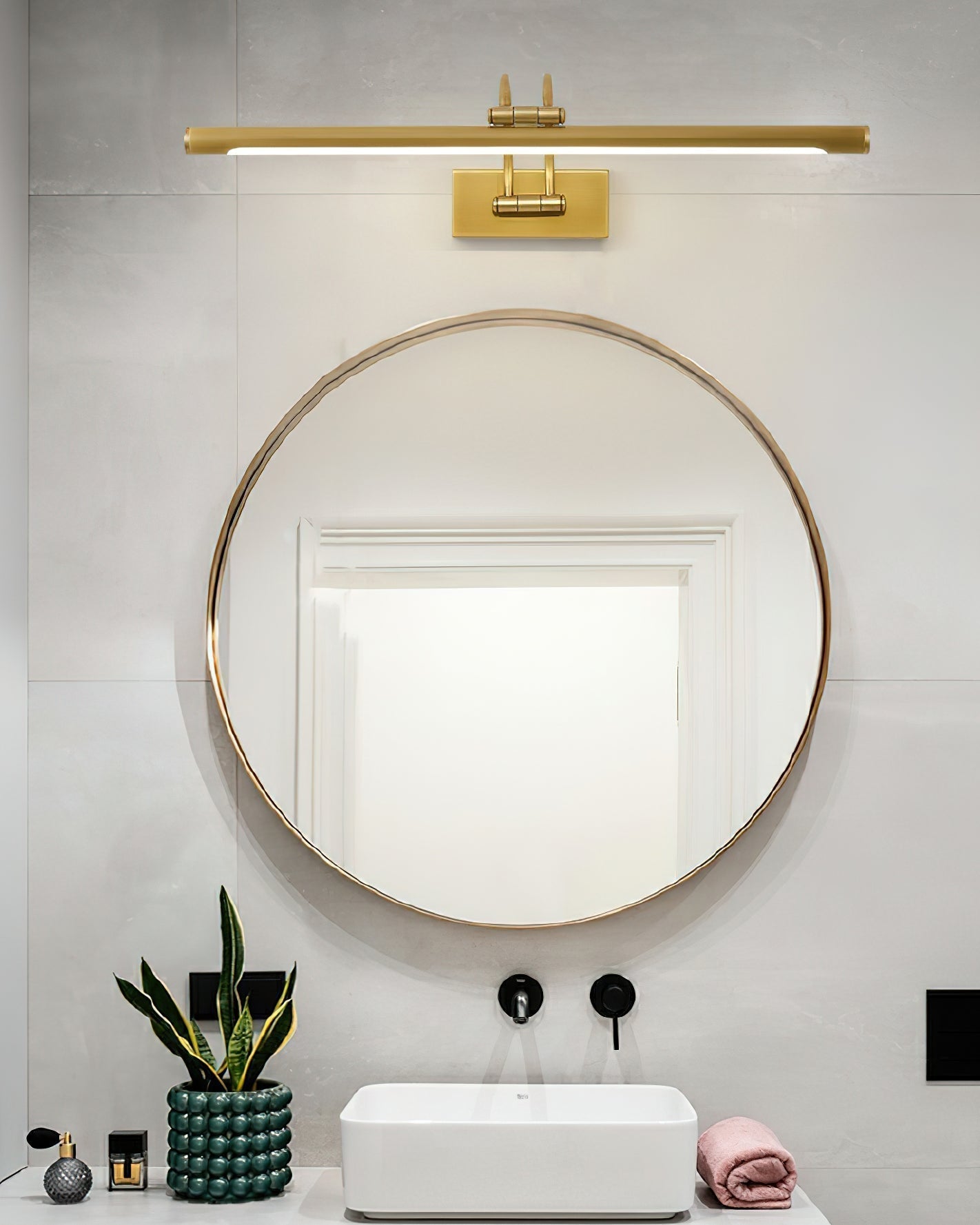 Solarielle Linear Vanity Brass Wall Light