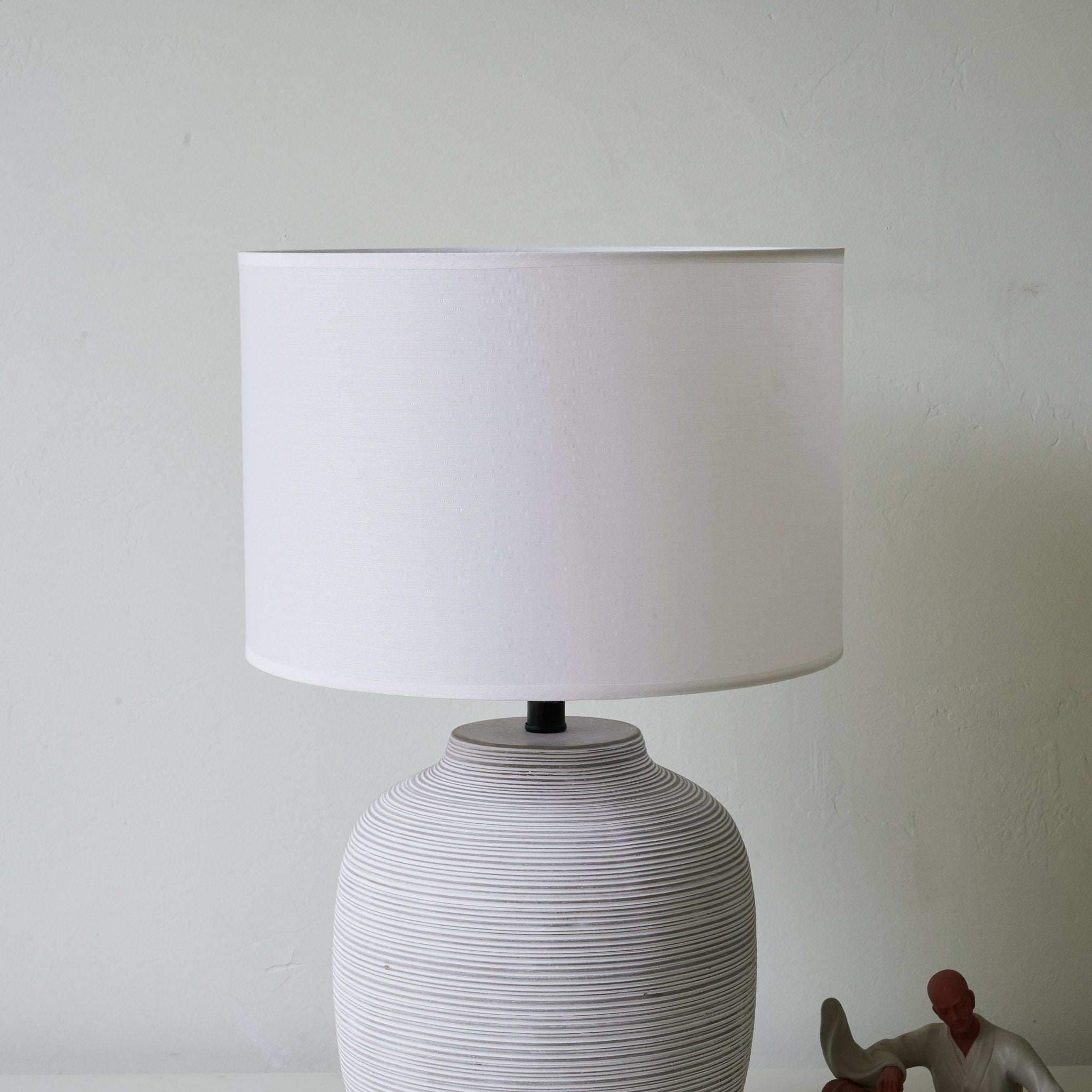 Edward Minimalist Ceramics Table Lamp