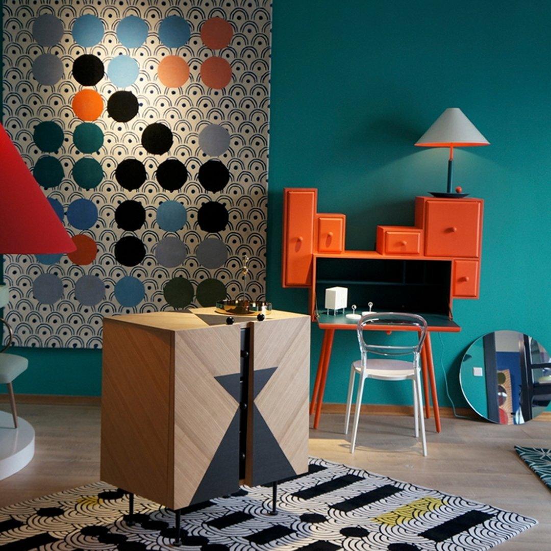 Liorinina Modern Table Lamp