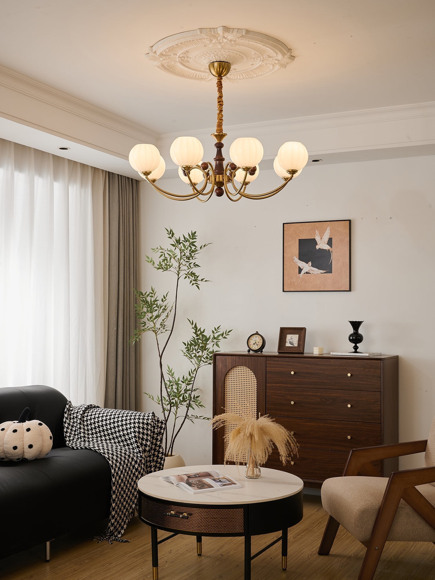 Omirara Traditional Elegance Vintage Wood Chandelier