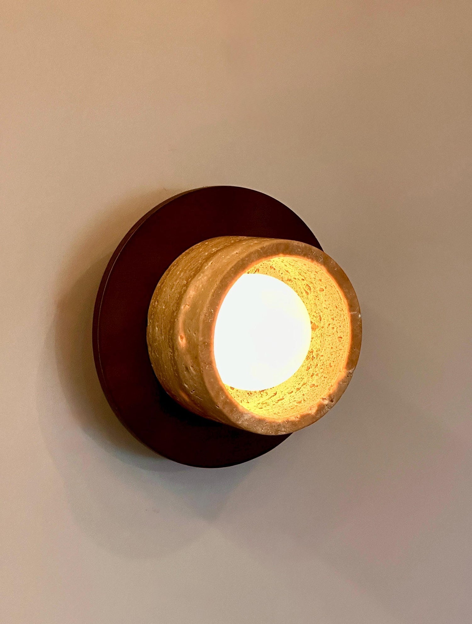 Thalassa Wall Lamp