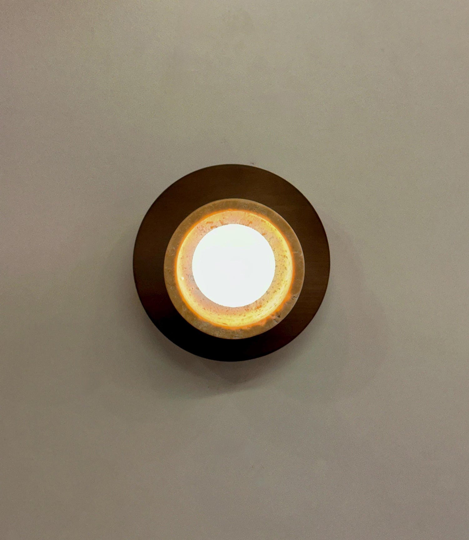 Thalassa Wall Lamp