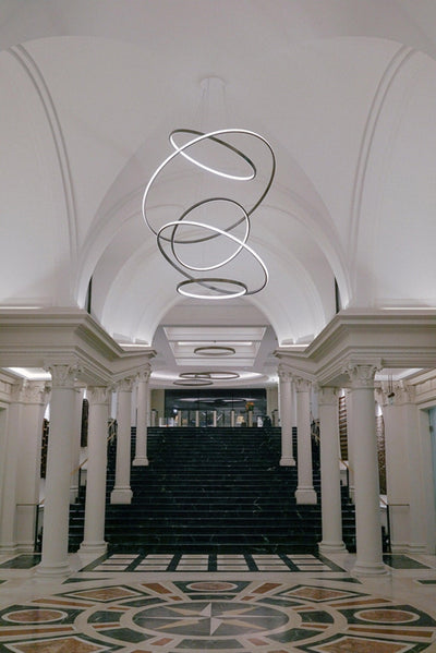 Serenitas Orbit Chandelier
