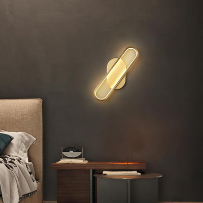 Dhu Classic Long Ova Brass Wall Lamp