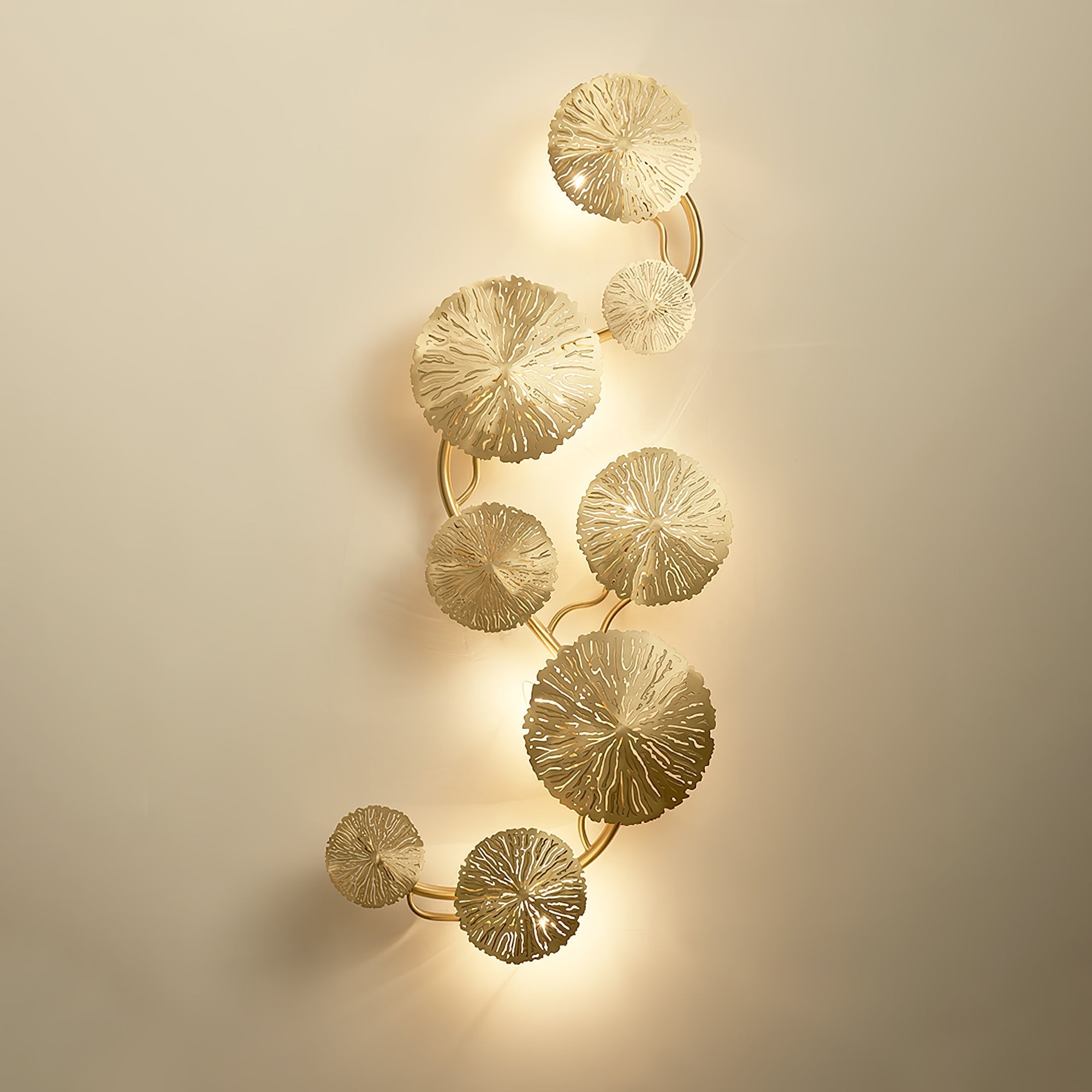 Rylso Wall Lamp Lotus Leaf Brass