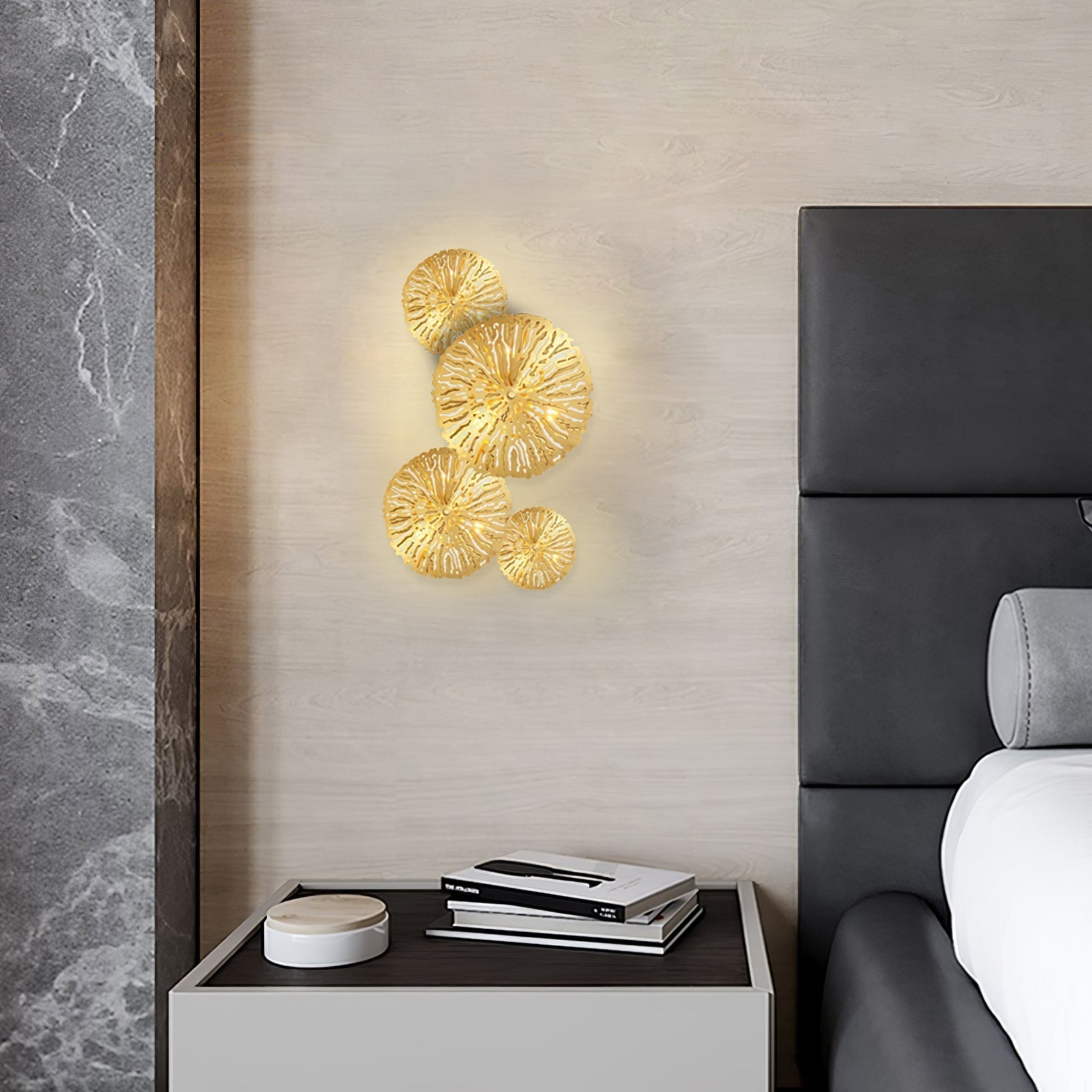 Rylso Wall Lamp Lotus Leaf Brass
