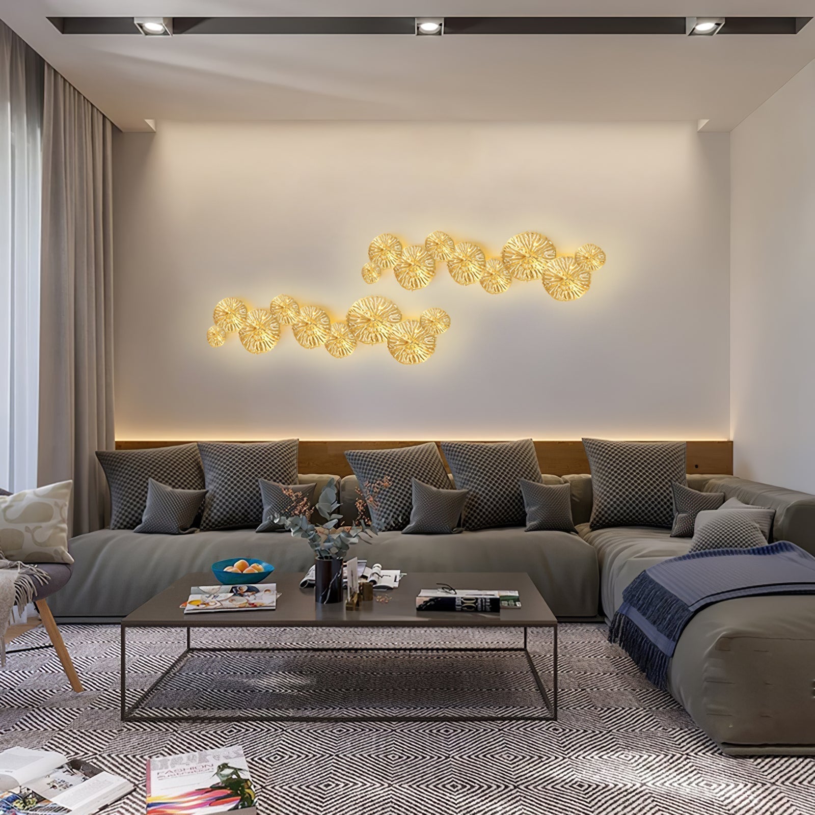 Rylso Wall Lamp Lotus Leaf Brass