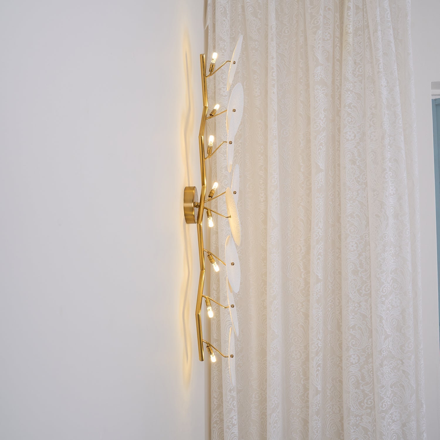 Olivia Lotus Petal Wall Lamp