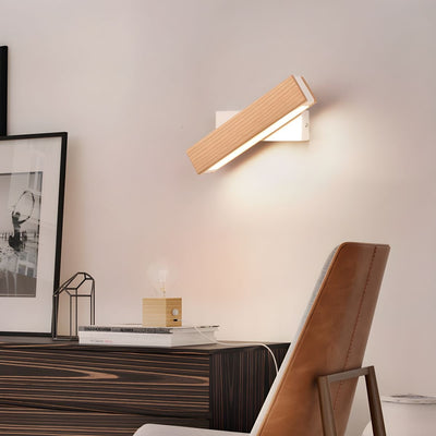 Nave Wood & Acrylic Wall Light