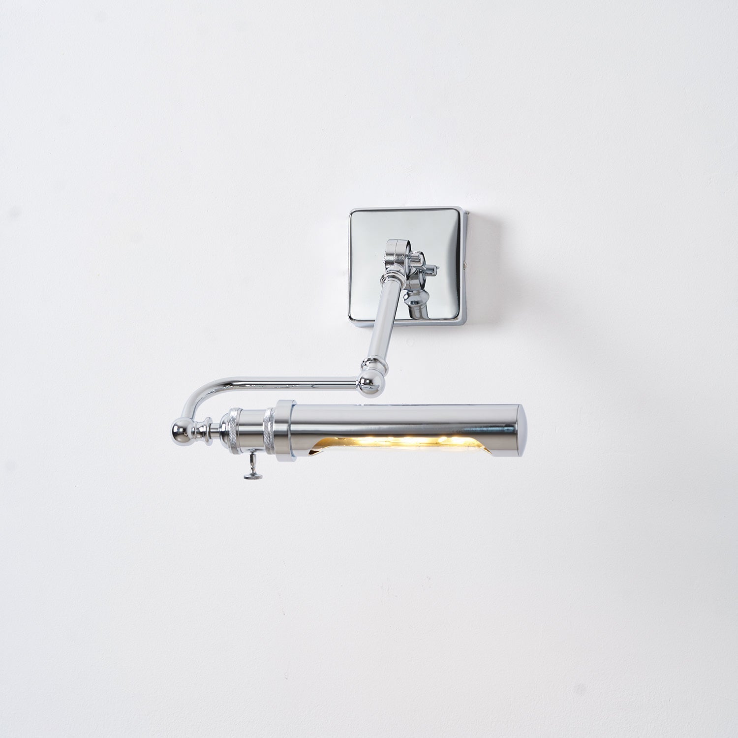Asteron Wall Lamp