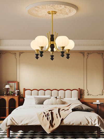 Zavenen Traditional Elegance  Vintage Brass Wood Chandelier
