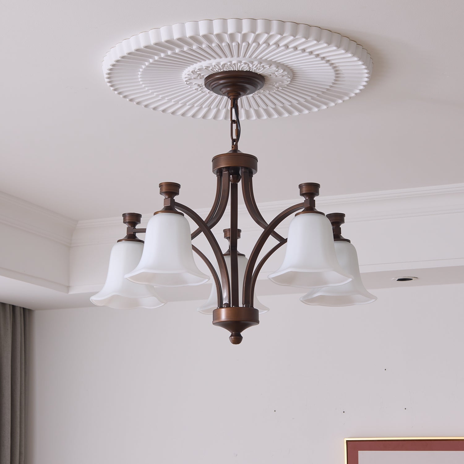 Viloros Traditional Premium Bell Glass Chandelier
