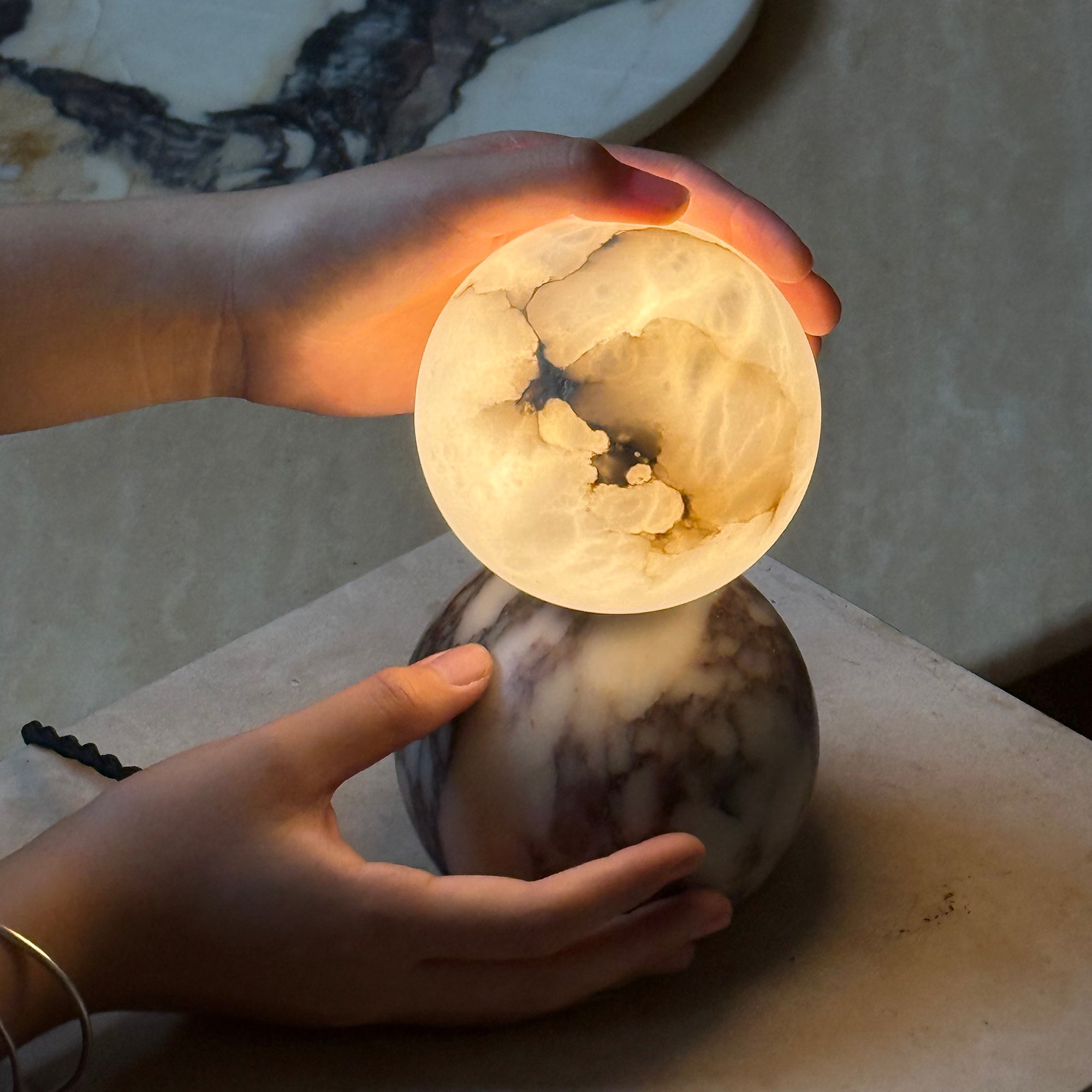 Ceaty Table Lamp